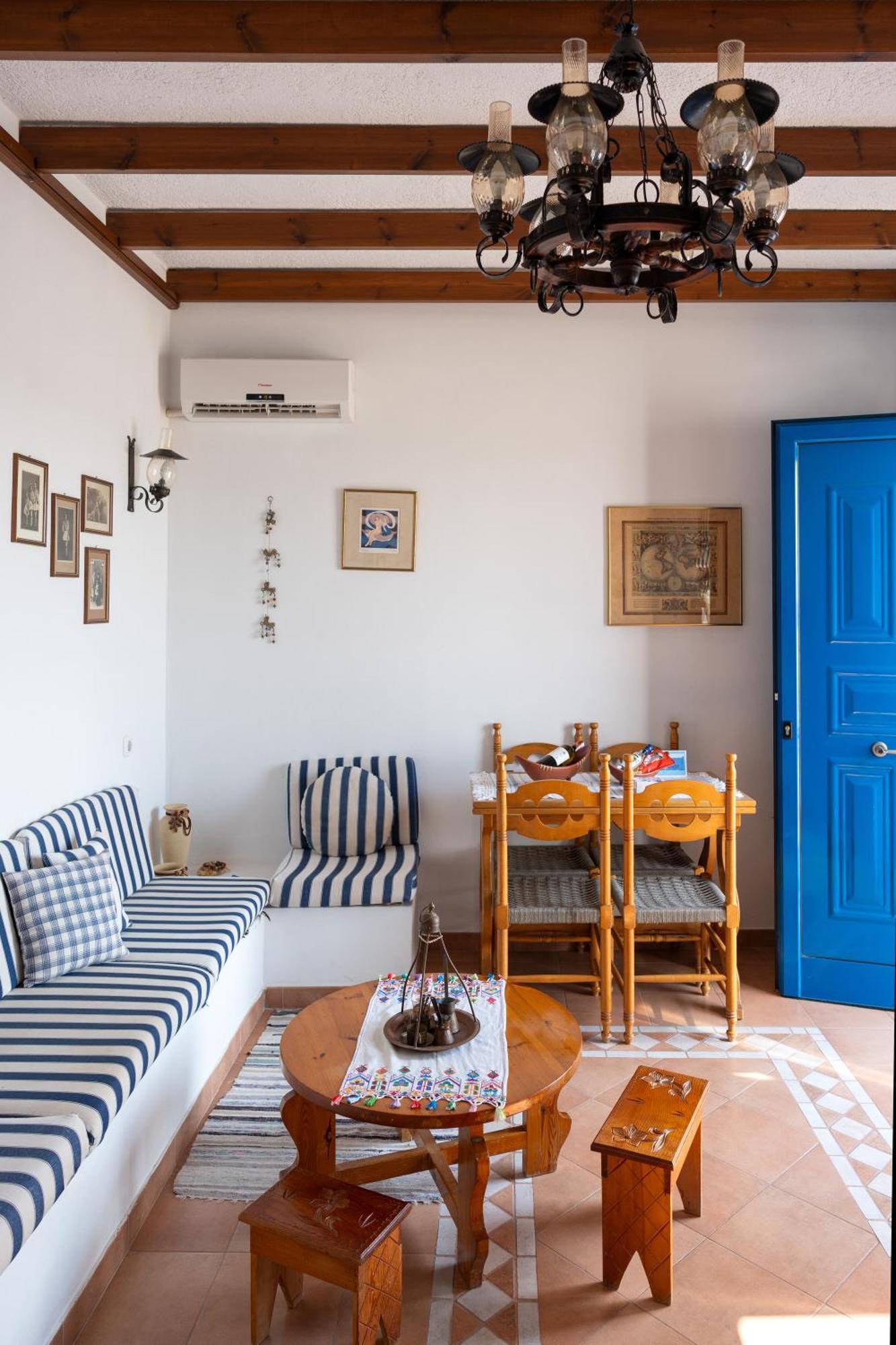 Irene'S House Guest House Lakhania Bagian luar foto